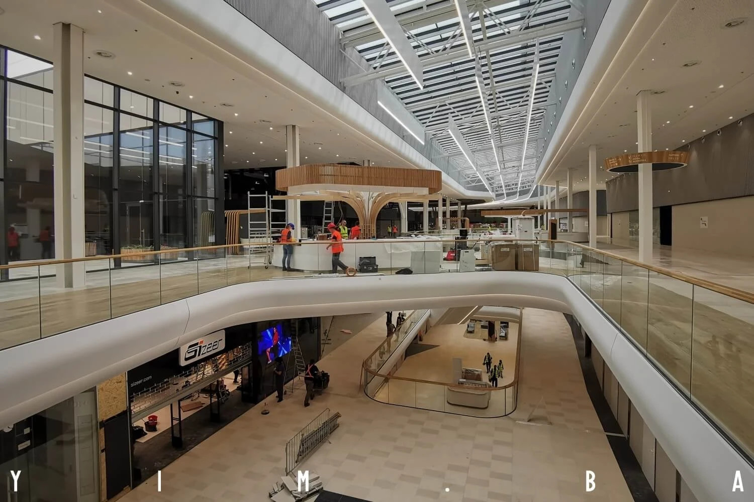 NIVY MALL BRATISLAVA SK