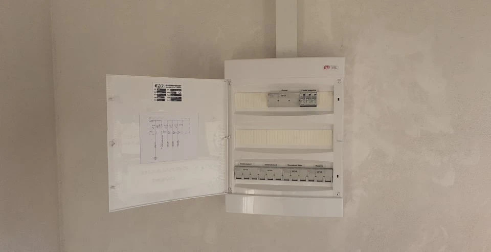 VALCOVŇA PROFILOV KE NAPÁJANIE EL. KOTLOV 