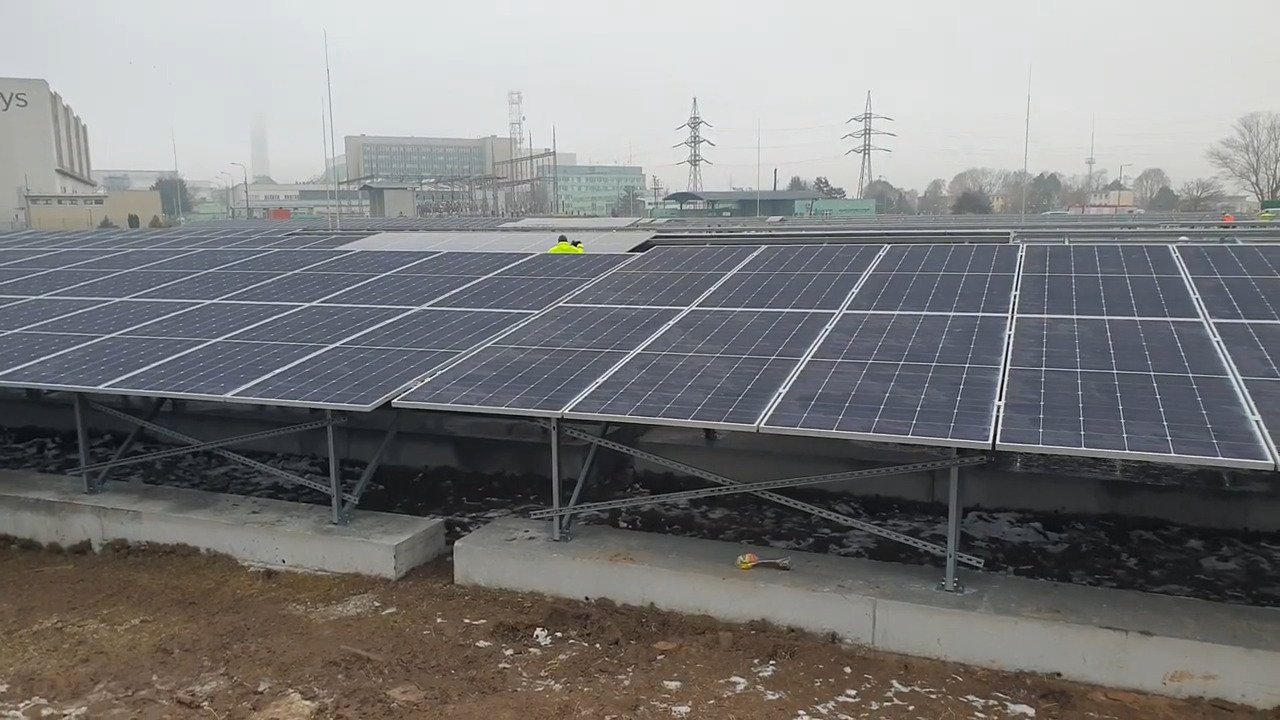 FOTOVOLTICKÁ ELEKTRÁREŇ JASLOVSKÉ BOHUNICE SK