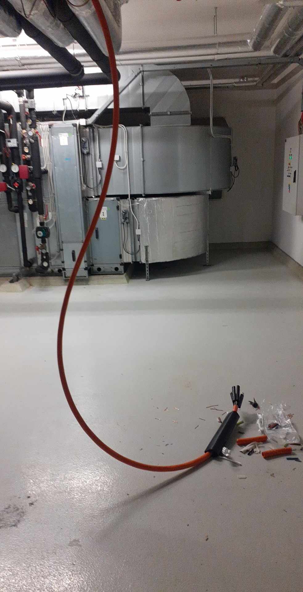 CASSOVAR KE NAPÁJANIE CBS SK