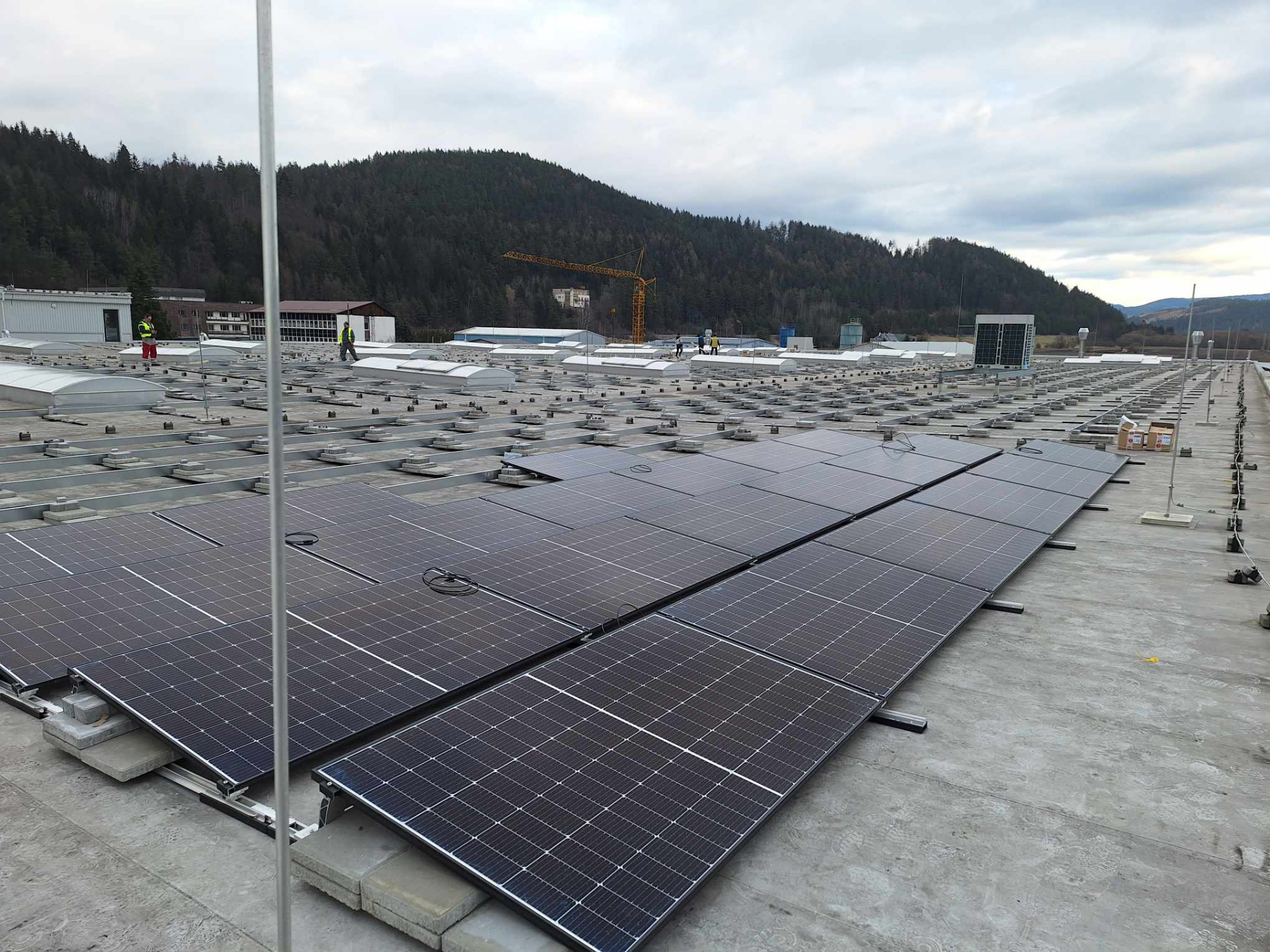 FOTOVOLTICKÁ ELEKTRÁREŇ ELTEK LIPTOVSKÝ HRÁDOK SK