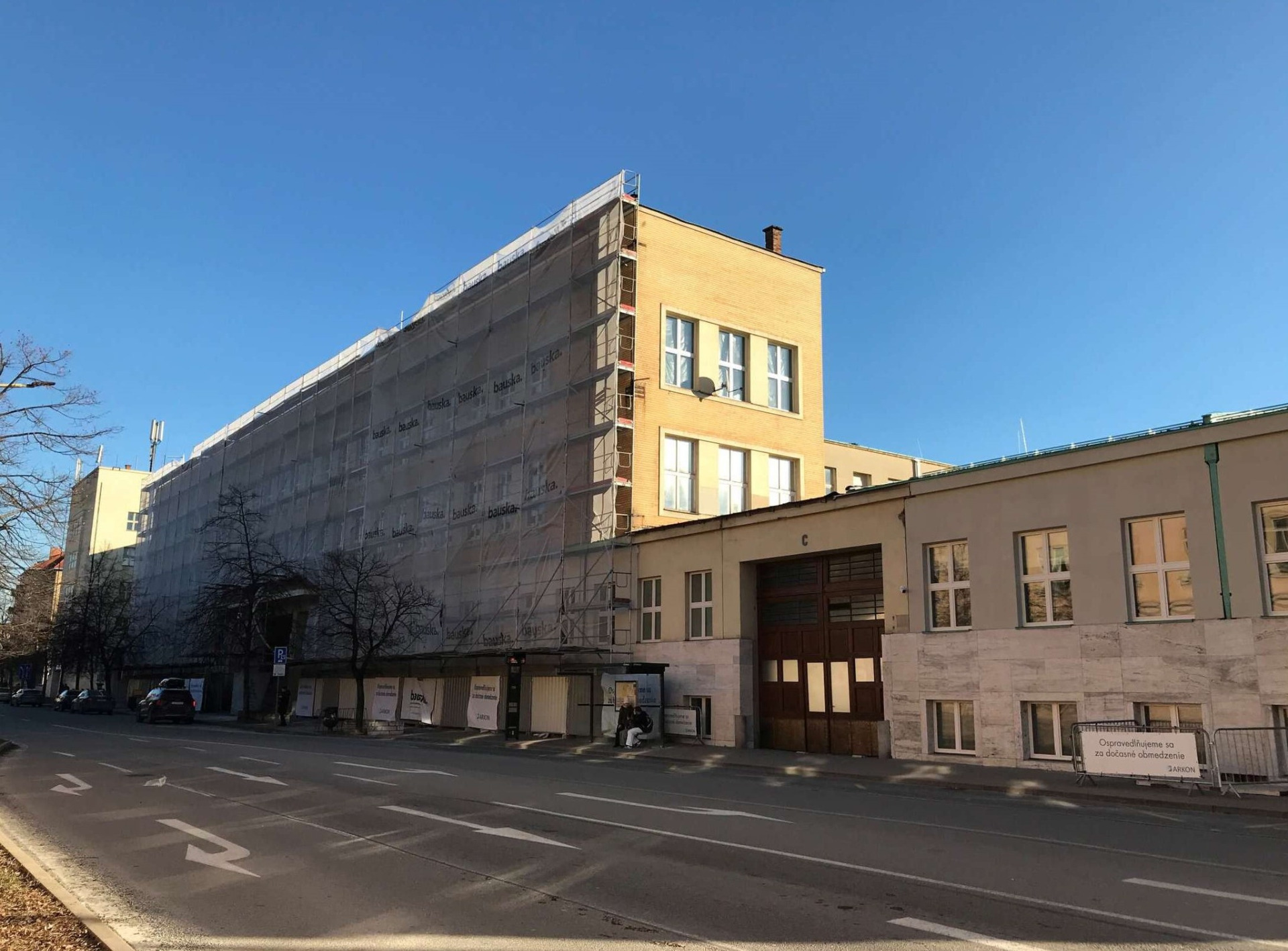 POŠTA KOŠICE - KANCELÁRSKE PRIESTORY SK