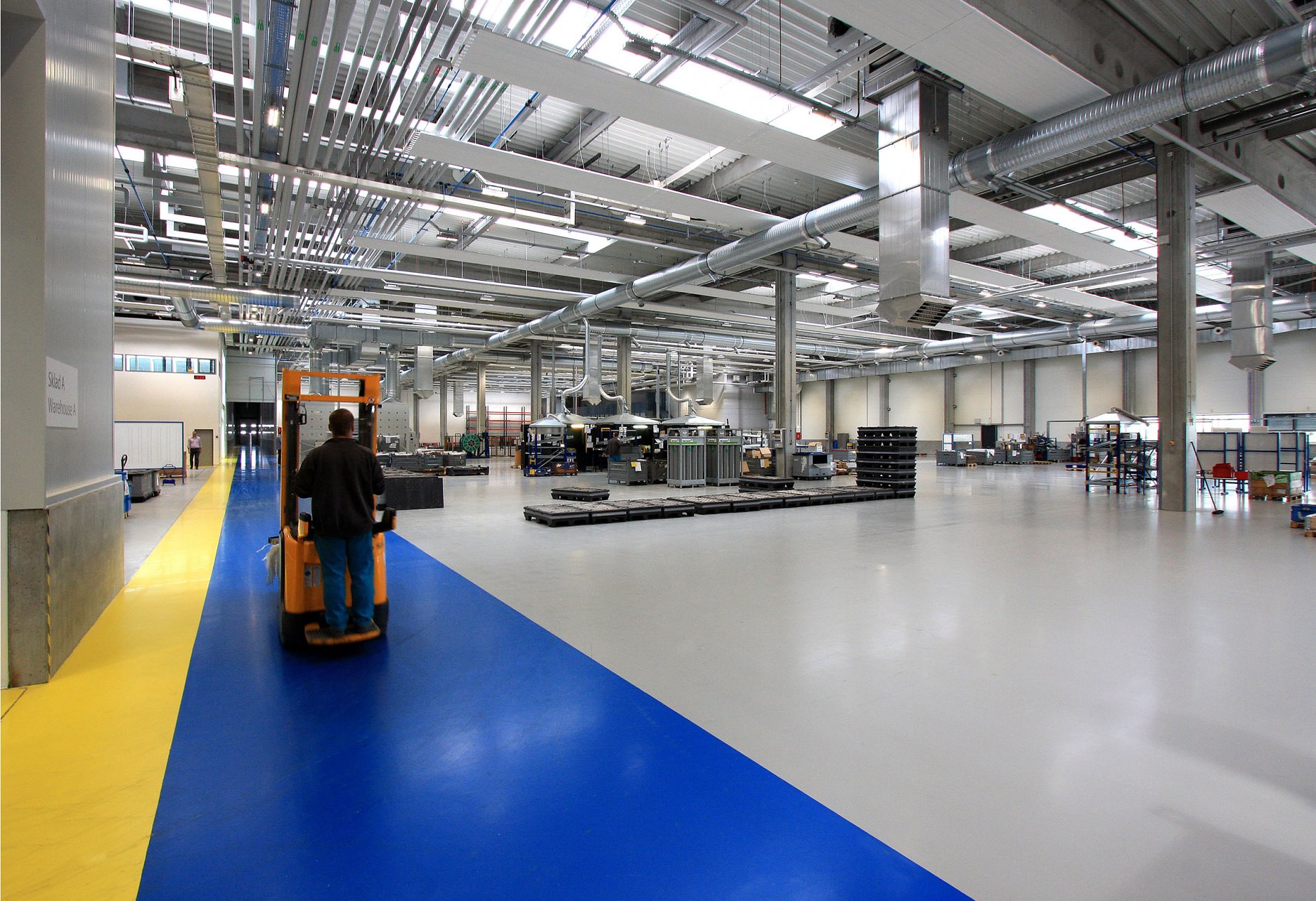 MEVIS ŠAMORÍN - KOMPLETNÁ VÝMENA OSVETLENIA SK